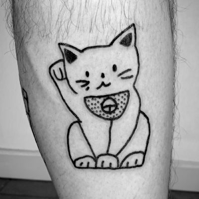 manekineko gatto portafortuna giappone micio tatuaggi brescia manekineko gatto portafortuna giappone micio tatuaggi brescia